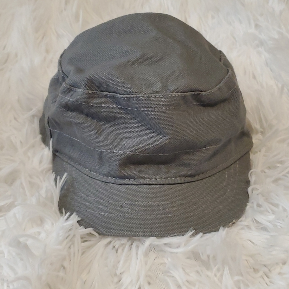 Combat Grey Hat